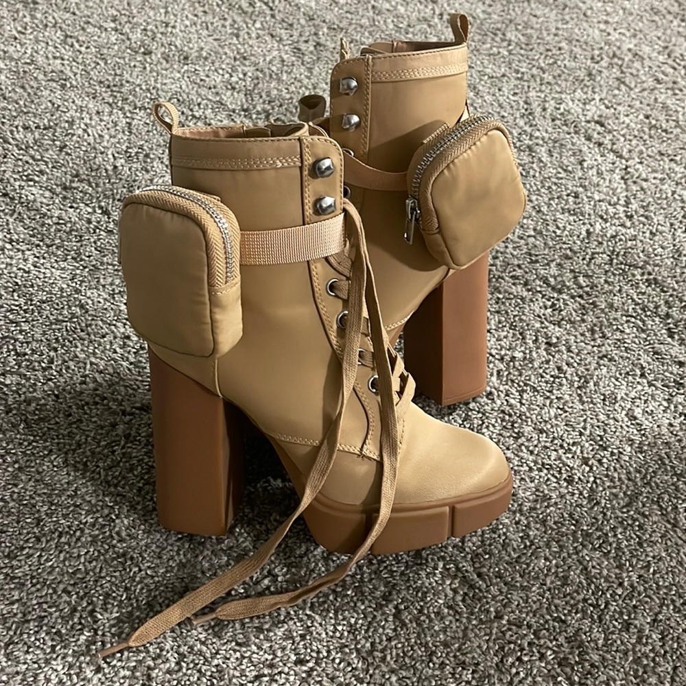 Steve Madden Boots